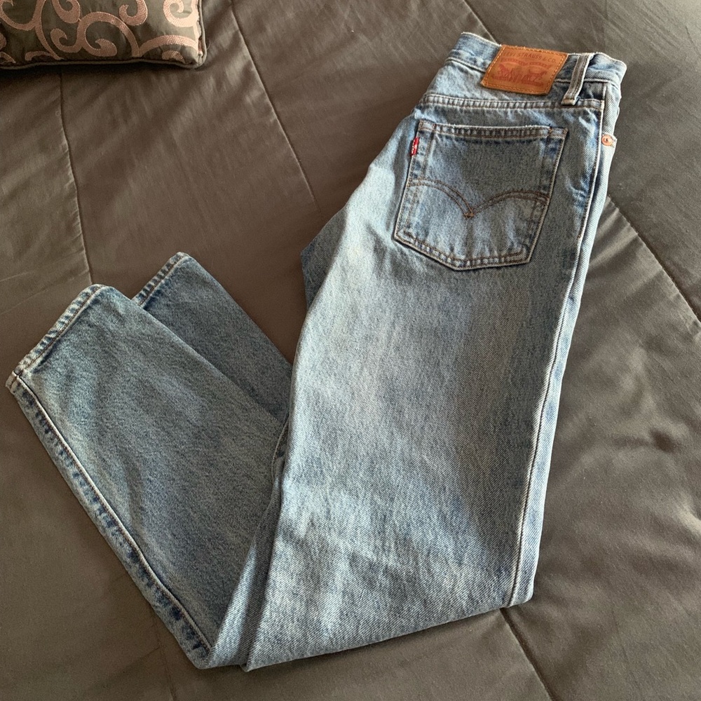 high waisted levi jeans